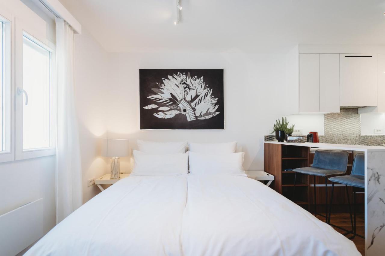 Romantic Jump Studio Overlooking River, Free Parking Ljubljana Exterior photo